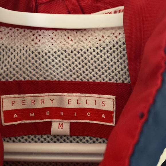Vintage 90’s Perry Ellis America wind breaker - Picture 2 of 4